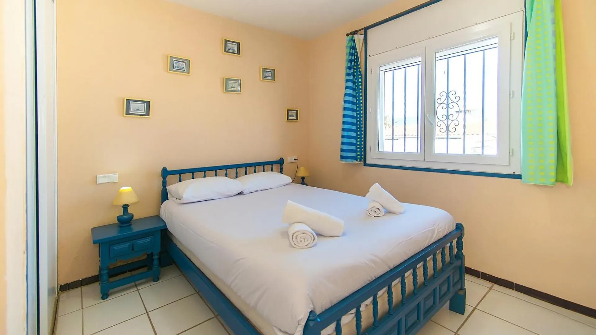 אמפוריבראבה Welcs Casa 240 Emp Con Piscina Y Vista Al Canal ספרד